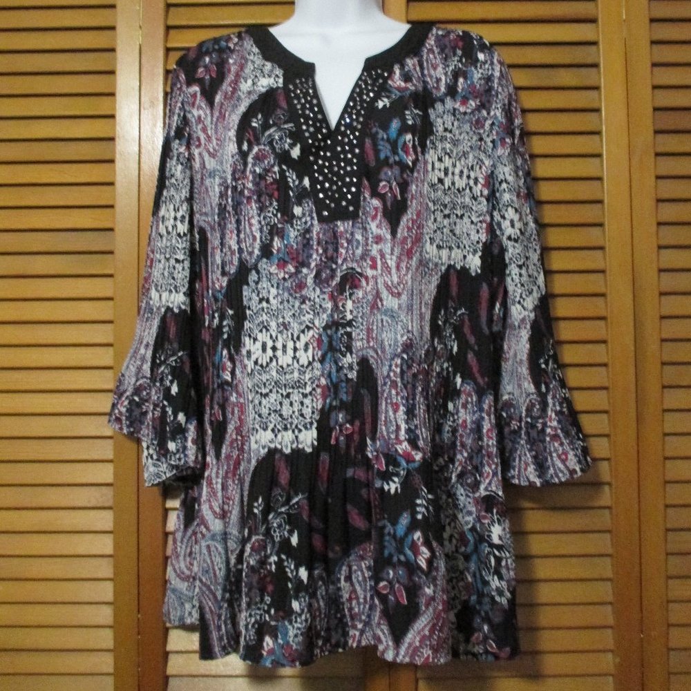 New Directions top Whimsygoth black & purple V neck lightweight blouse size 1x